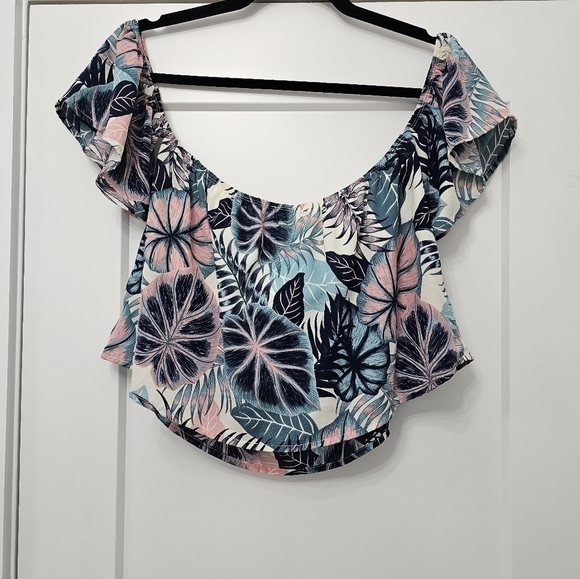 Charlotte Russe Teal Pink Ivory Tropical Floral Print Off the Shoulder Crop Top - Picture 2 of 8
